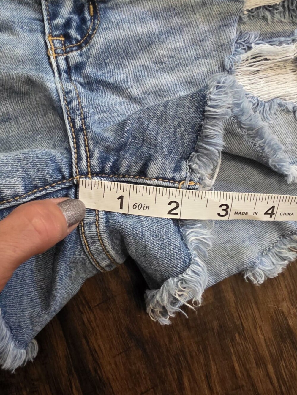 Bke Stella Distressed Denim Shorts 27 - Picture 5 of 5